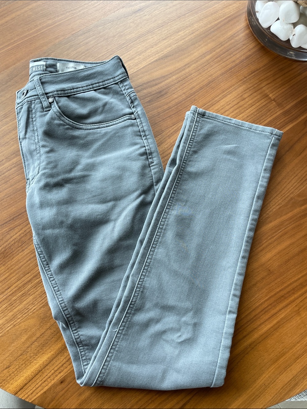 The Buckle Men’s Slim Straight Jeans in Slate Blue